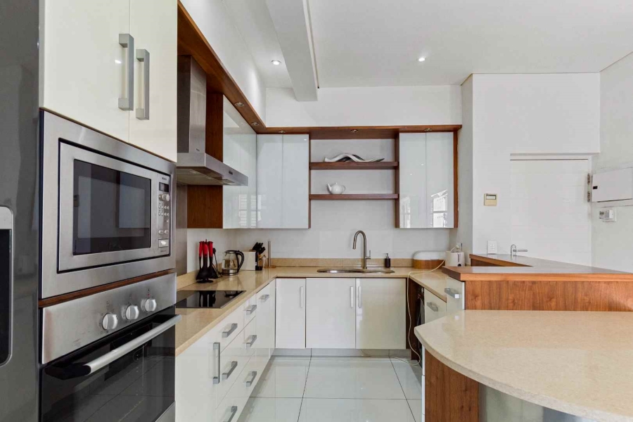 2 Bedroom Property for Sale in De Waterkant Western Cape